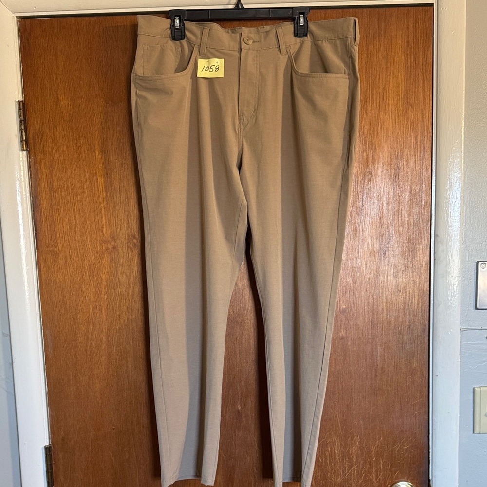Callaway Men's Tan Chinos